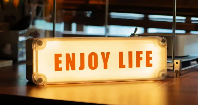Acrylic enjoy life light box